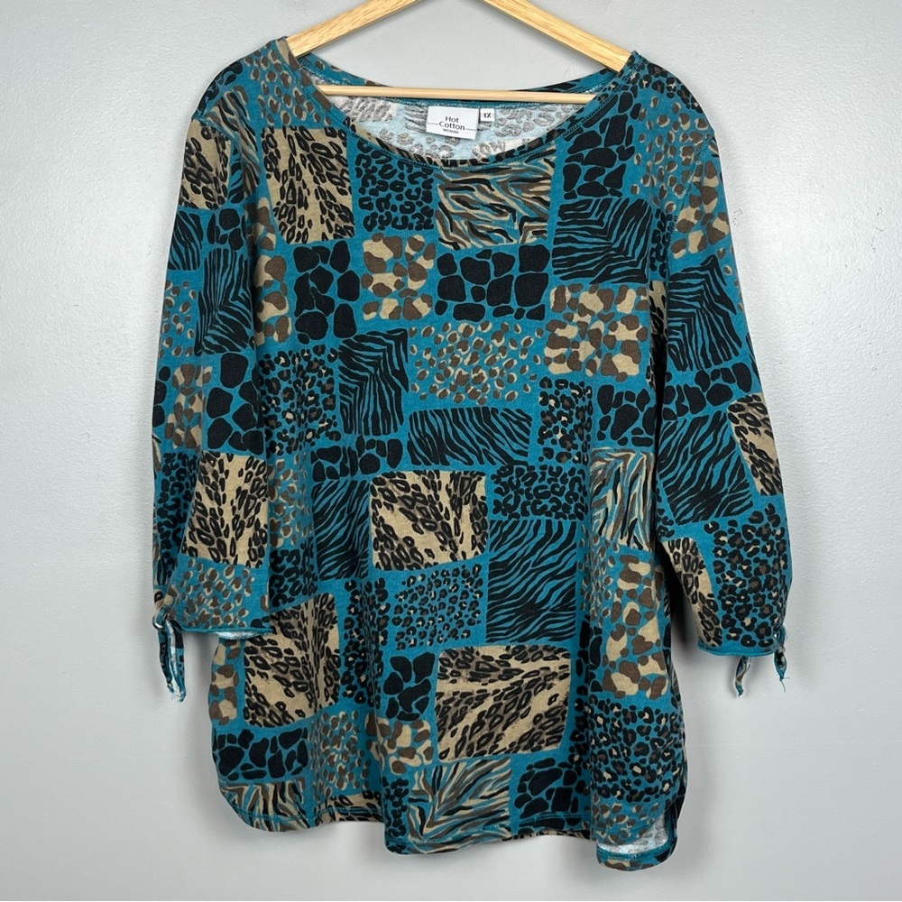 Hot Cotton teal mixed animal print 3/4 tie sleeve side ruched top, size 1X.